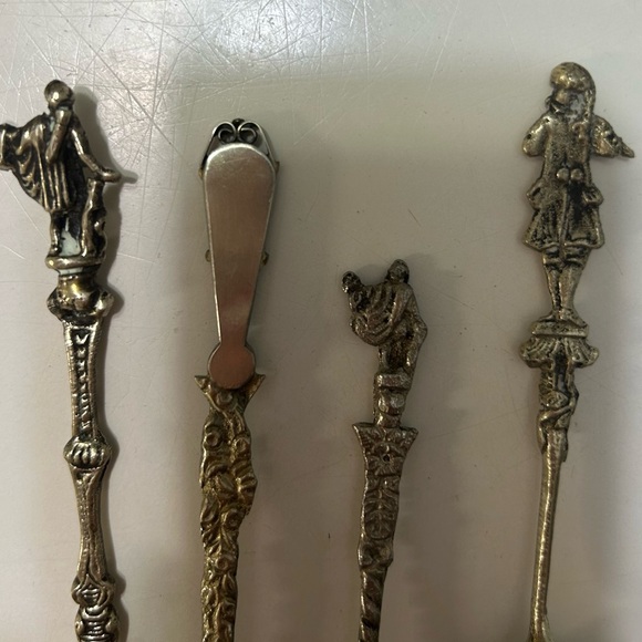 Vintage sugar spoon and olive fork lot of 4 - Picture 6 of 7